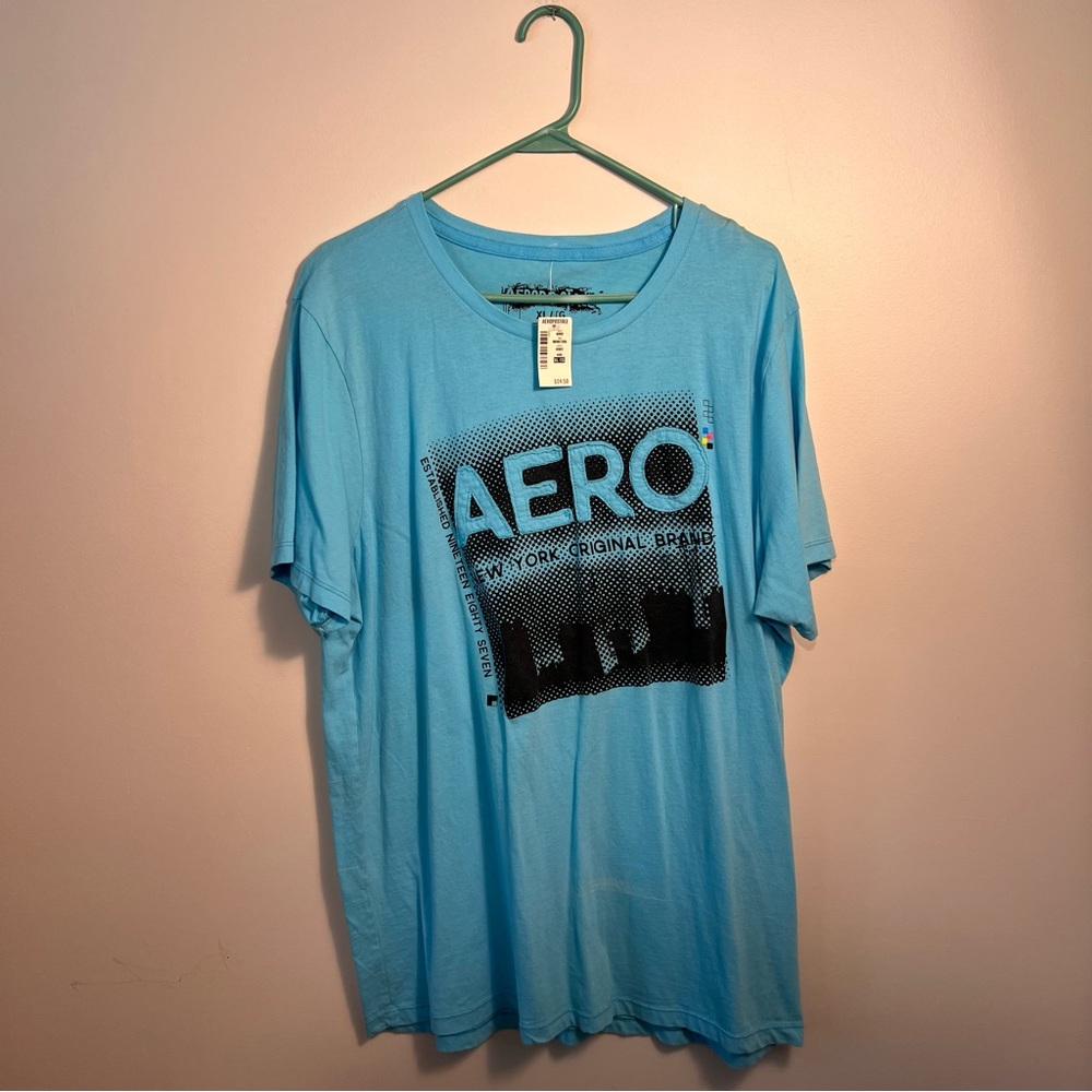 Aero Graphic Tee. NWT. Size XL.